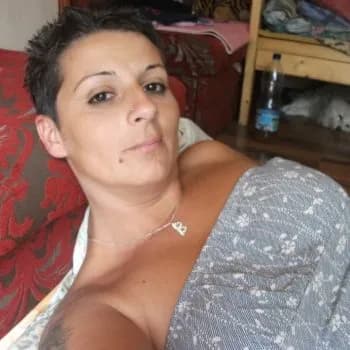 Profil de Irène, 21 ans, Rencontre Lesbienne à Montcherand (Vaud)