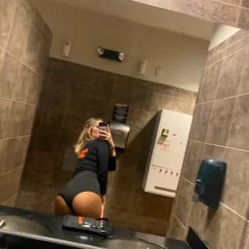 Profil de Bayane, 33 ans, Rencontre Lesbienne à Vuissens (Fribourg)