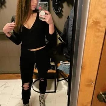 Antonia - Rencontre Lesbienne à Erlen Profil de Antonia, 32 ans, Rencontre Lesbienne à Erlen (Thurgovie)