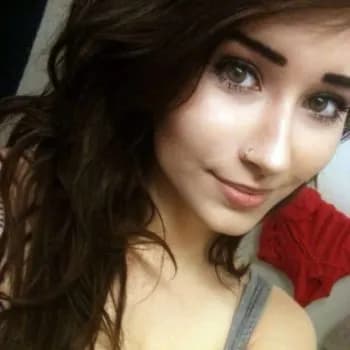 Profil de Cali, 30 ans, Rencontre Lesbienne à St-Ursanne (Jura)