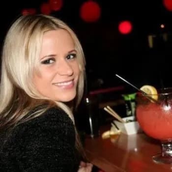 Héléna - Rencontre Lesbienne à Hohenrain Profil de Héléna, 31 ans, Rencontre Lesbienne à Hohenrain (Lucerne)