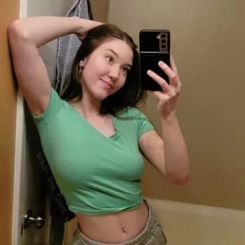 Profil de Madeline, 27 ans, Rencontre Lesbienne à Rohrbachgraben (Berne)