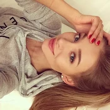 Cléo - Rencontre Lesbienne à Châtillon JU Profil de Cléo, 32 ans, Rencontre Lesbienne à Châtillon JU (Jura)