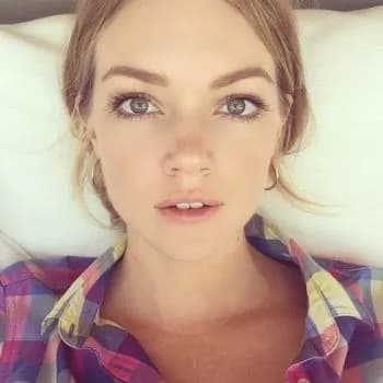 Bella - Rencontre Lesbienne à Oensingen Profil de Bella, 24 ans, Rencontre Lesbienne à Oensingen (Soleure)