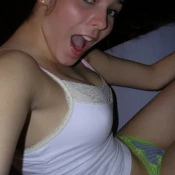 Joséphine - Rencontre Lesbienne à Pilatus Kulm Profil de Joséphine, 29 ans, Rencontre Lesbienne à Pilatus Kulm (Obwald)