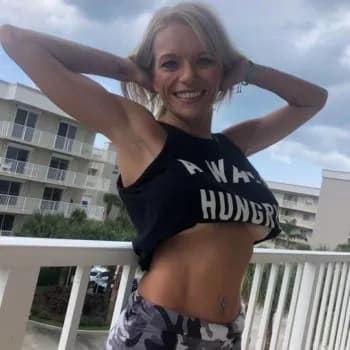 Profil de Flavie, 19 ans, Rencontre Lesbienne à Brent (Vaud)