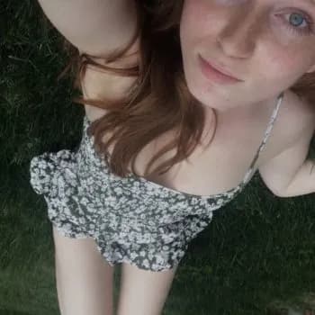 Profil de Marthe, 20 ans, Rencontre Lesbienne à Rüdlingen (Schaffhouse)