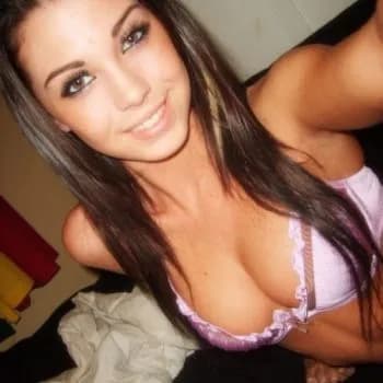 Fatima-zahra - Rencontre Lesbienne à Aumont Profil de Fatima-zahra, 18 ans, Rencontre Lesbienne à Aumont (Fribourg)