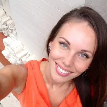 Assia - Rencontre Lesbienne à Bellwald Profil de Assia, 29 ans, Rencontre Lesbienne à Bellwald (Valais)