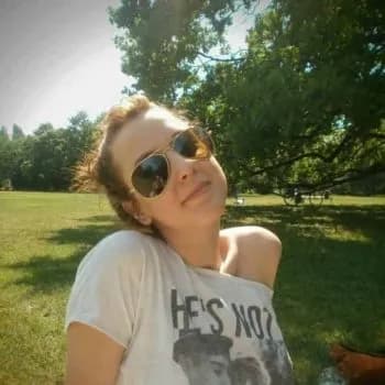 Mahé - Rencontre Lesbienne à Contone Profil de Mahé, 19 ans, Rencontre Lesbienne à Contone (Tessin)