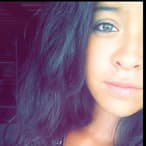 Ilhem Rencontre lesbienne Au TG