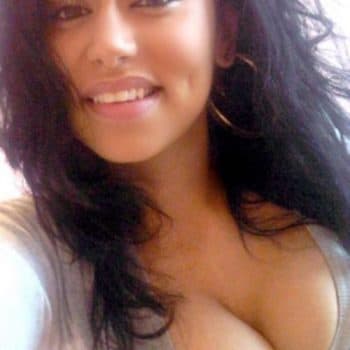 Lorena Rencontre lesbienne Preda