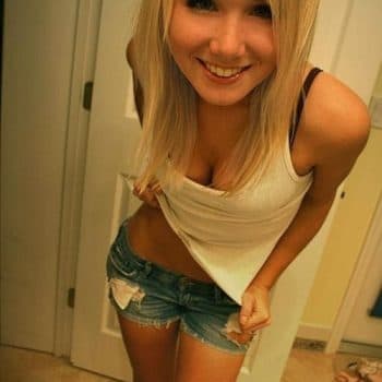 Aurora Rencontre lesbienne Tschlin