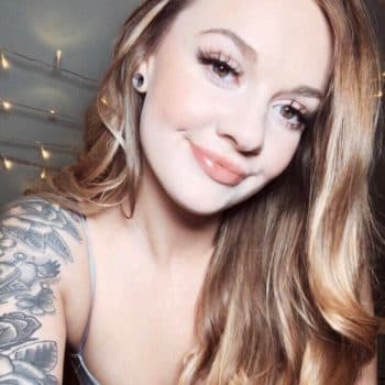 Shanna Rencontre lesbienne Hellbühl