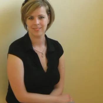 Léana - Rencontre Lesbienne à Auvernier Profil de Léana, 27 ans, Rencontre Lesbienne à Auvernier (Neuchâtel)