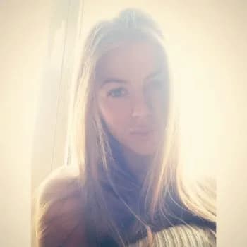 Razane - Rencontre Lesbienne à Retschwil Profil de Razane, 21 ans, Rencontre Lesbienne à Retschwil (Lucerne)