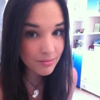 Emmanuelle - Rencontre Lesbienne à Miex Profil de Emmanuelle, 23 ans, Rencontre Lesbienne à Miex (Valais)