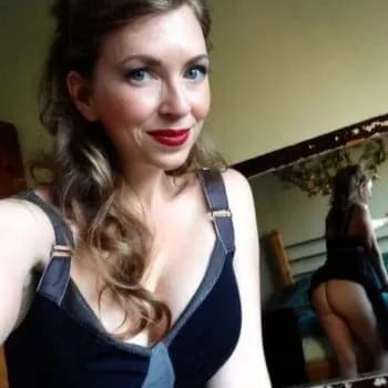 Elyana - Rencontre Lesbienne à Dallenwil Profil de Elyana, 24 ans, Rencontre Lesbienne à Dallenwil (Nidwald)