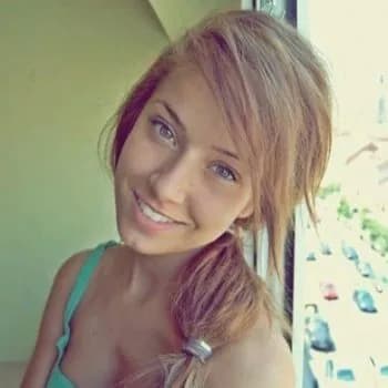 Noor - Rencontre Lesbienne à Menznau Profil de Noor, 19 ans, Rencontre Lesbienne à Menznau (Lucerne)