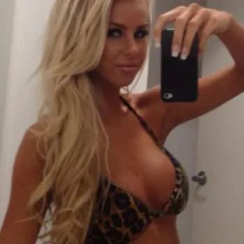 Sohane - Rencontre Lesbienne à Remigen Profil de Sohane, 30 ans, Rencontre Lesbienne à Remigen (Argovie)