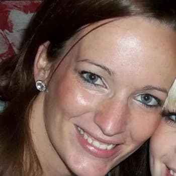 Rozenn - Rencontre Lesbienne à Inden Profil de Rozenn, 31 ans, Rencontre Lesbienne à Inden (Valais)