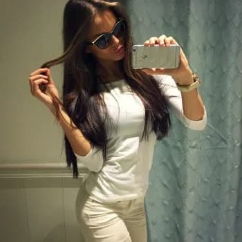 Marina - Rencontre Lesbienne à Luchsingen Profil de Marina, 25 ans, Rencontre Lesbienne à Luchsingen (Glaris)