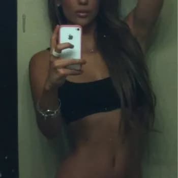 Cassiopée - Rencontre Lesbienne à Romanens Profil de Cassiopée, 31 ans, Rencontre Lesbienne à Romanens (Fribourg)