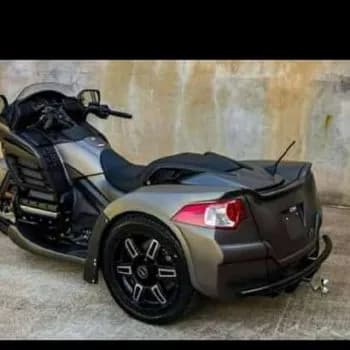 Léona - Rencontre Lesbienne à Bratsch Profil de Léona, 30 ans, Rencontre Lesbienne à Bratsch (Valais)