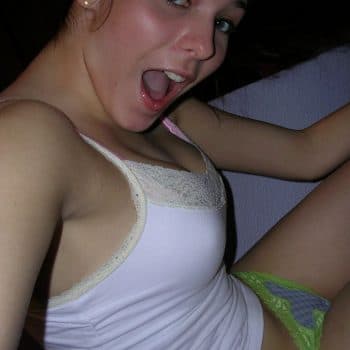 Cyrielle Rencontre lesbienne Démoret